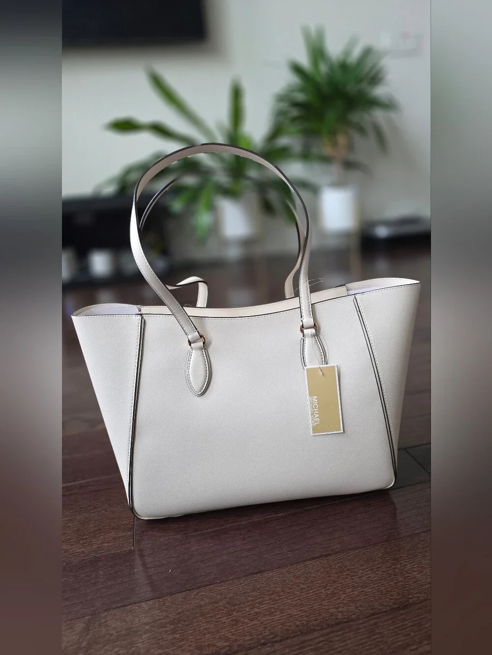 NWT Michael Kors Charlotte Large Saffiano Leather 3-in-1 Tote Vanilla